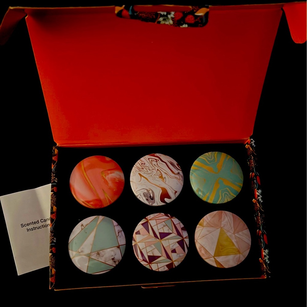 Duftkerzen Scented Natural Candle Set, Six Various Scents, New in Gift Box